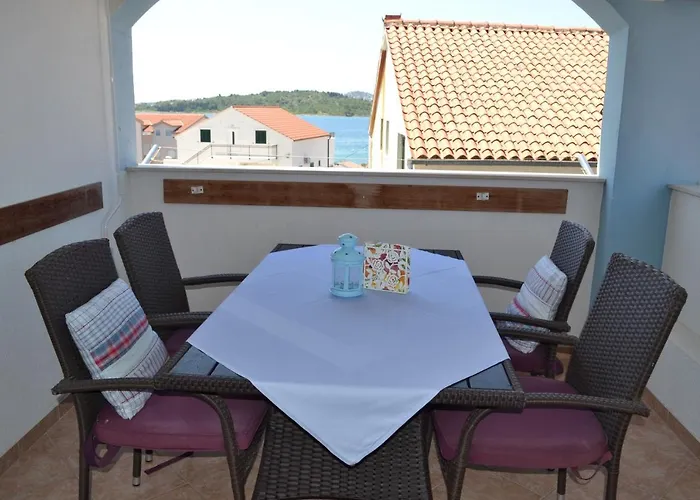 Lucija Appartement Srima