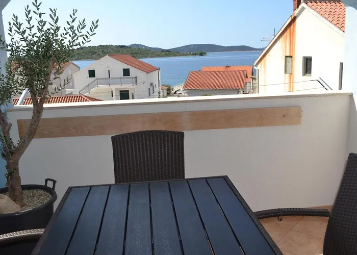 Lucija Appartement Srima