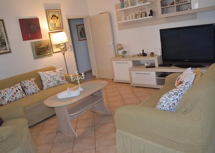 Lucija Appartement *